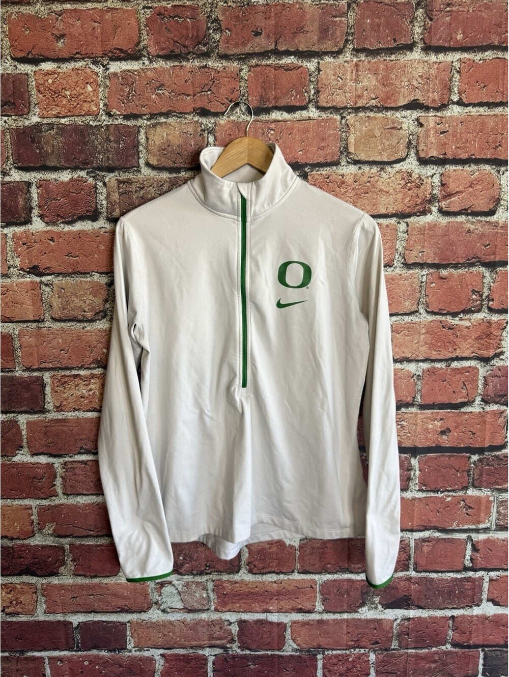 Nike Womens White 1/2 Zip Mock Neck Pullover Sweater Oregon Ducks Size XL